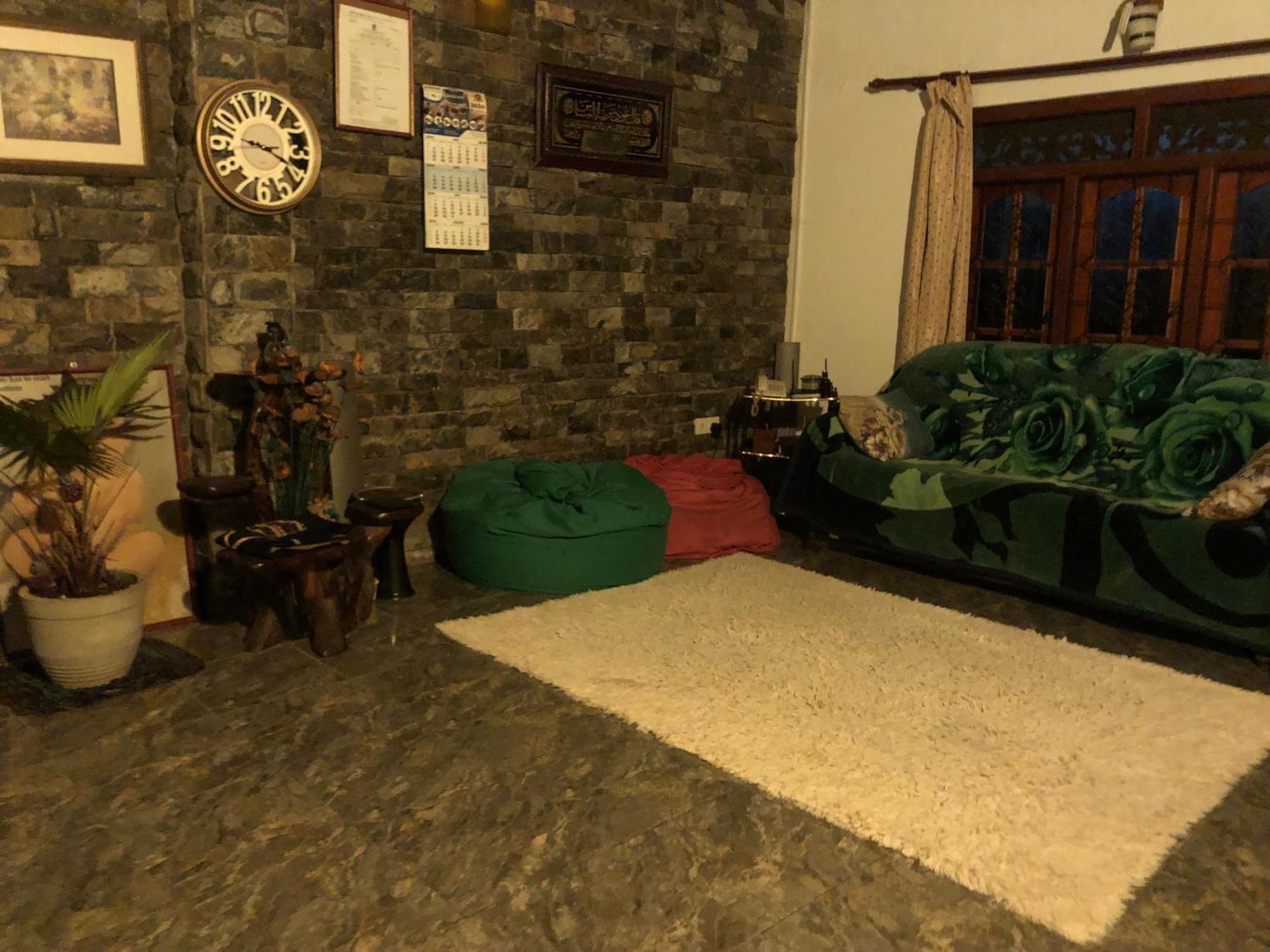 Hamadhi Guest Hotel Haldummulla Екстериор снимка
